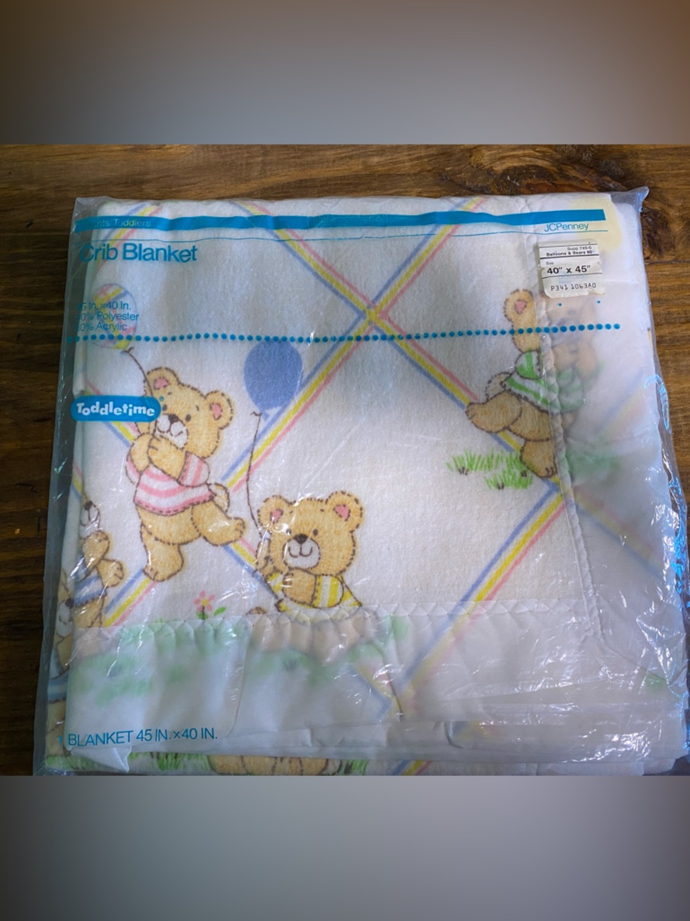 Vintage Toddlertime Crib Blanket Bears and Balloons Satin Trim